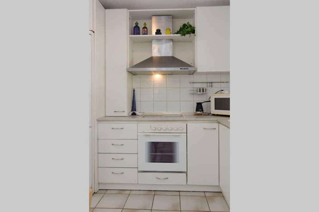 Вилла Wonderful House With Private Garden Флогита Экстерьер фото