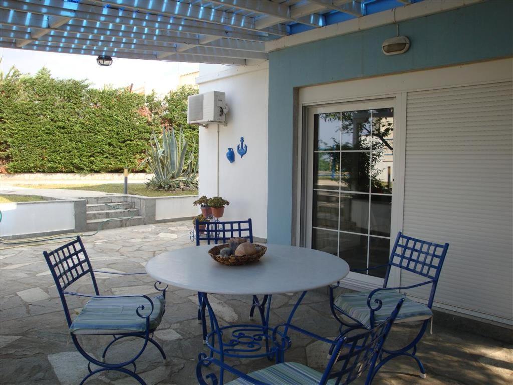 Вилла Wonderful House With Private Garden Флогита Экстерьер фото
