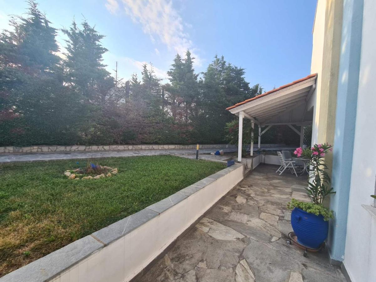 Вилла Wonderful House With Private Garden Флогита Экстерьер фото